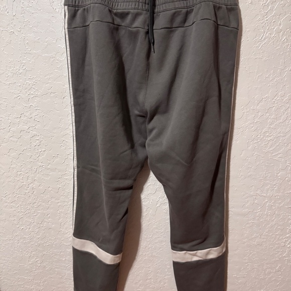 Adidas Sereno 3-Stripes men’s athletic pants.  Size  2XL - Picture 4 of 5
